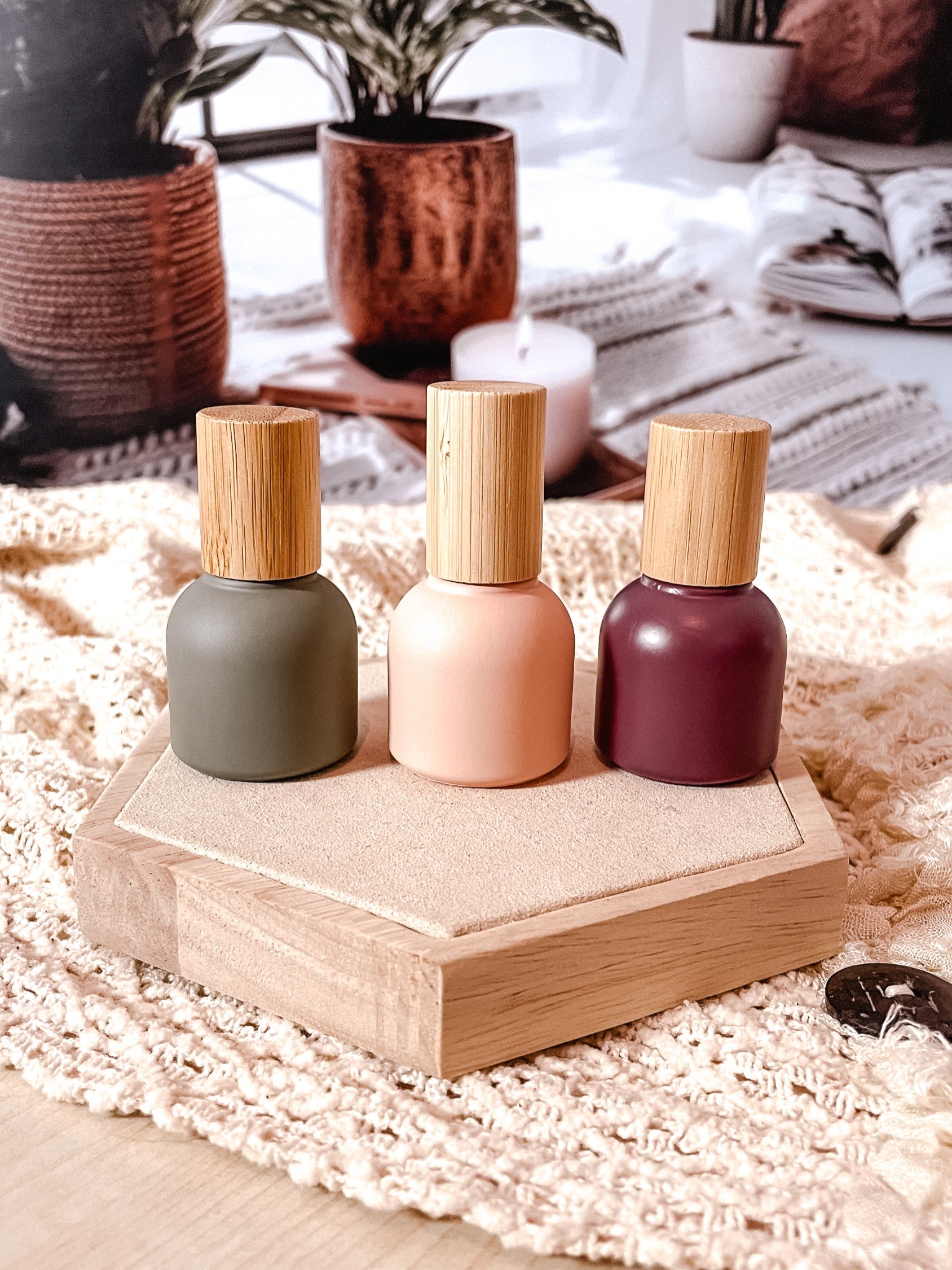 NATURAL BEAUTIES - Spray/Roll-On Flaschen in  4 tollen, matten Farben