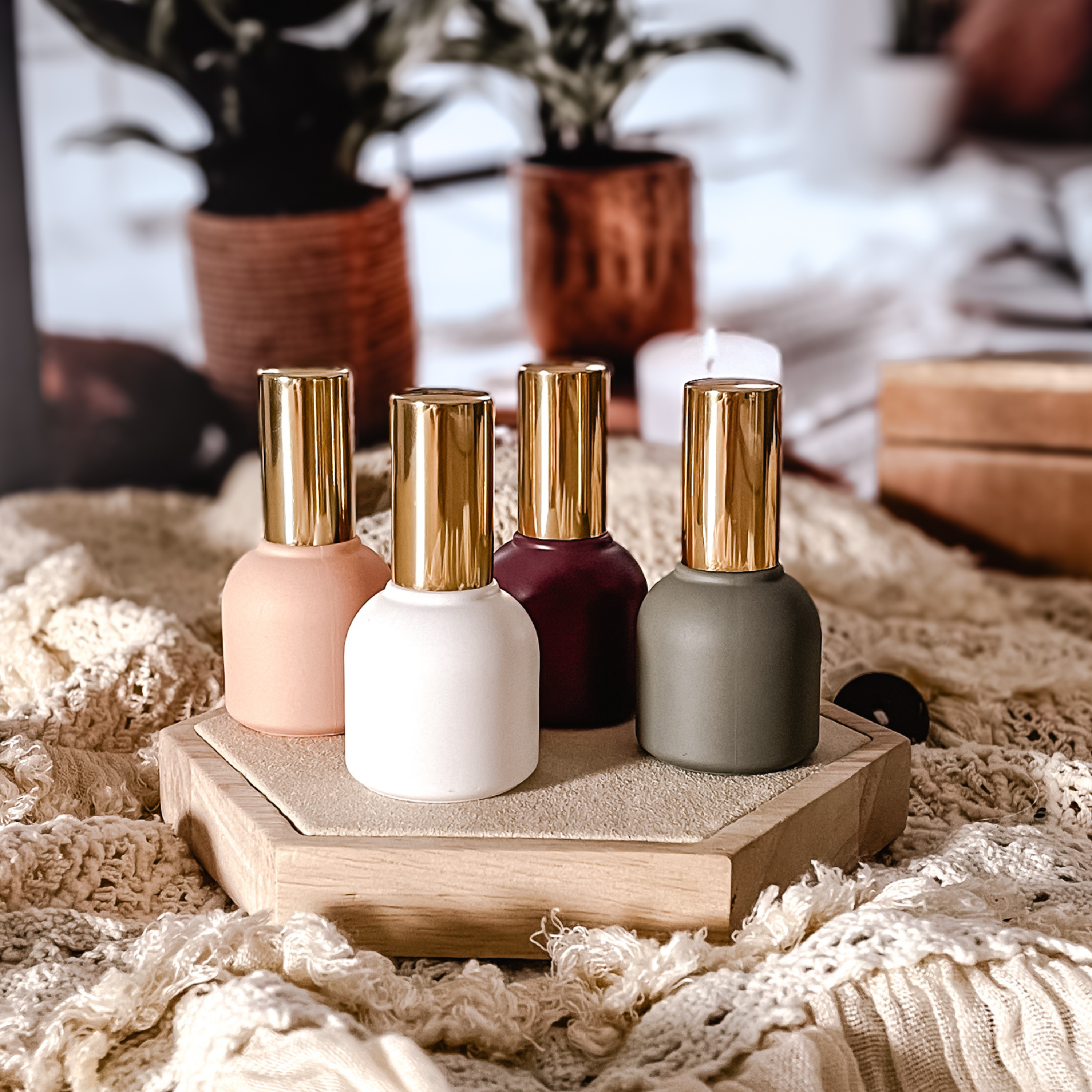 NATURAL BEAUTIES - Spray/Roll-On Flaschen in  4 tollen, matten Farben