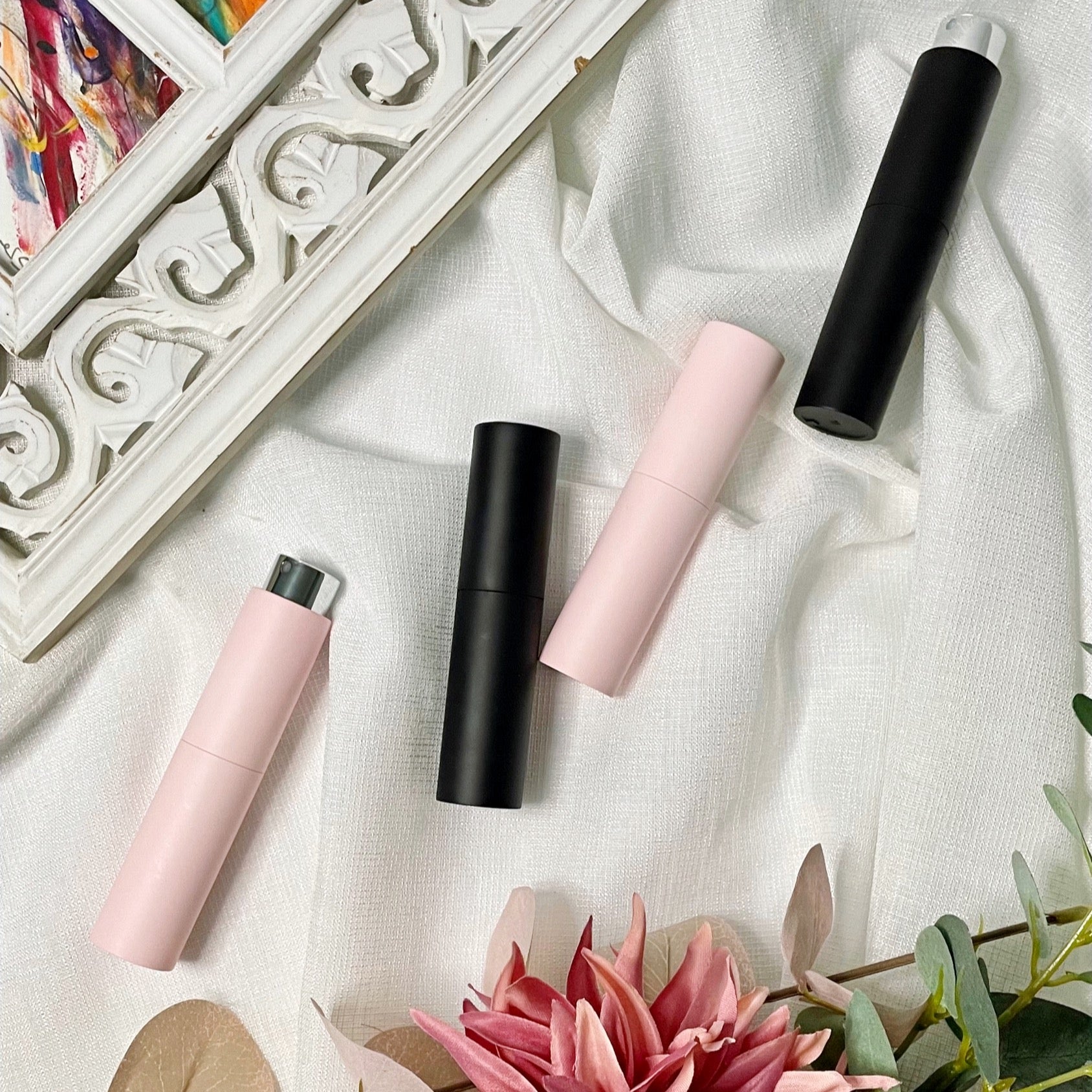 Travel-Spray Flasche (10ml) mit Drehverschluss - in rose oder schwarz