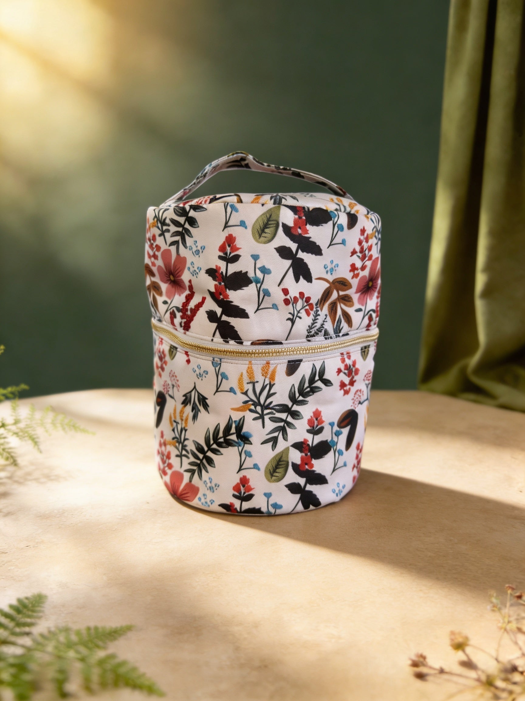 Diffuser Bag including Holders for Essential Oil Bottles